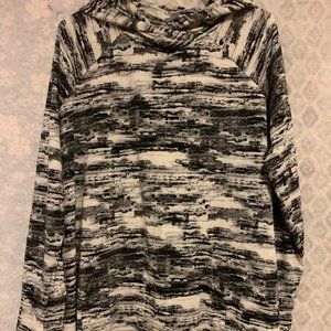 2XL LULAROE AMBER HOODIE BLACK WHITE STRIPED